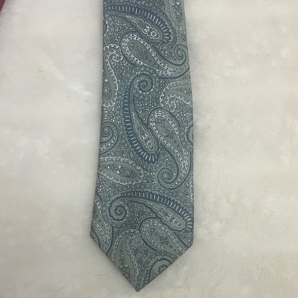 Elegant bundle of hundred percent silk Multicolor Men's Tie Set - Picture 4 of 11